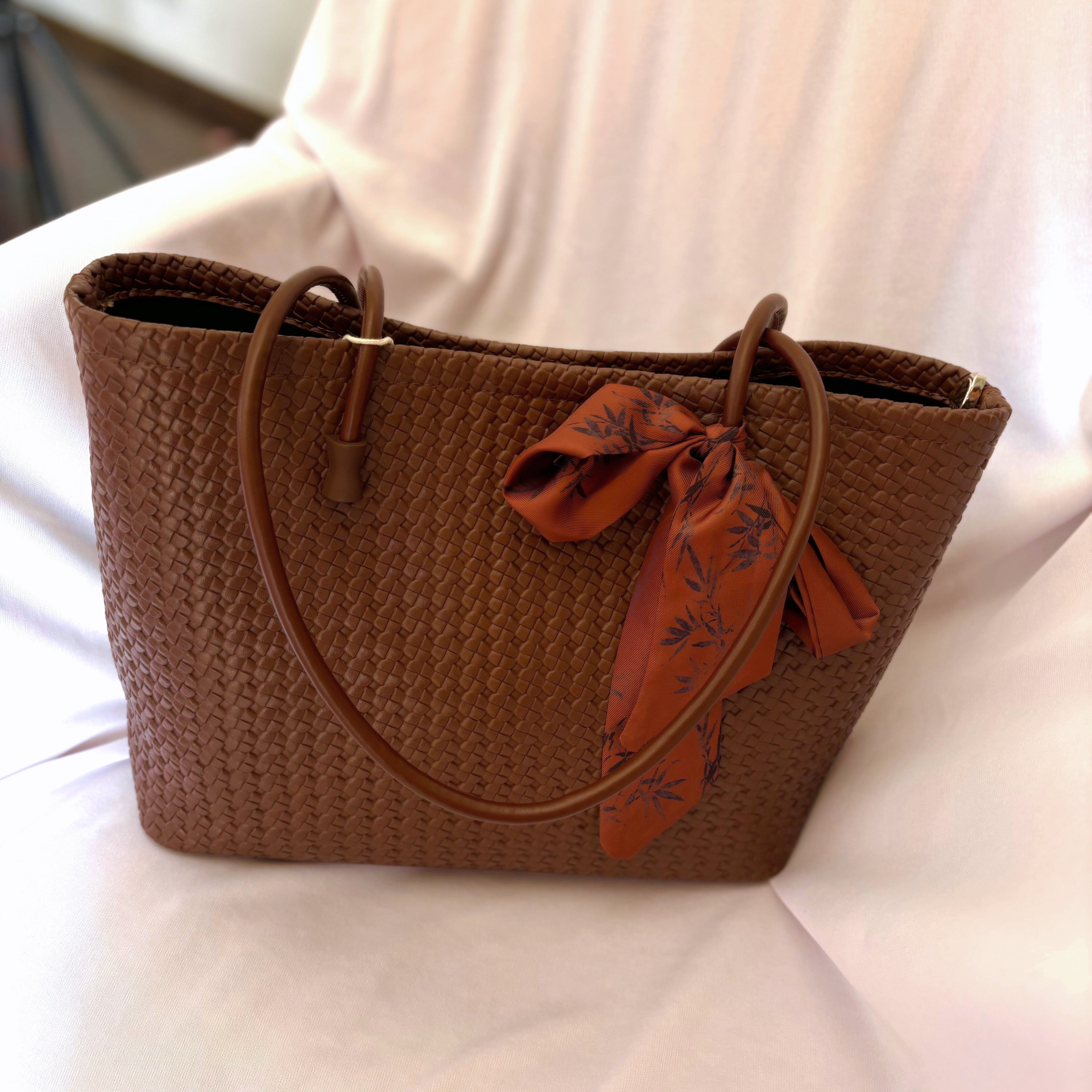 Braided Mesh Tote