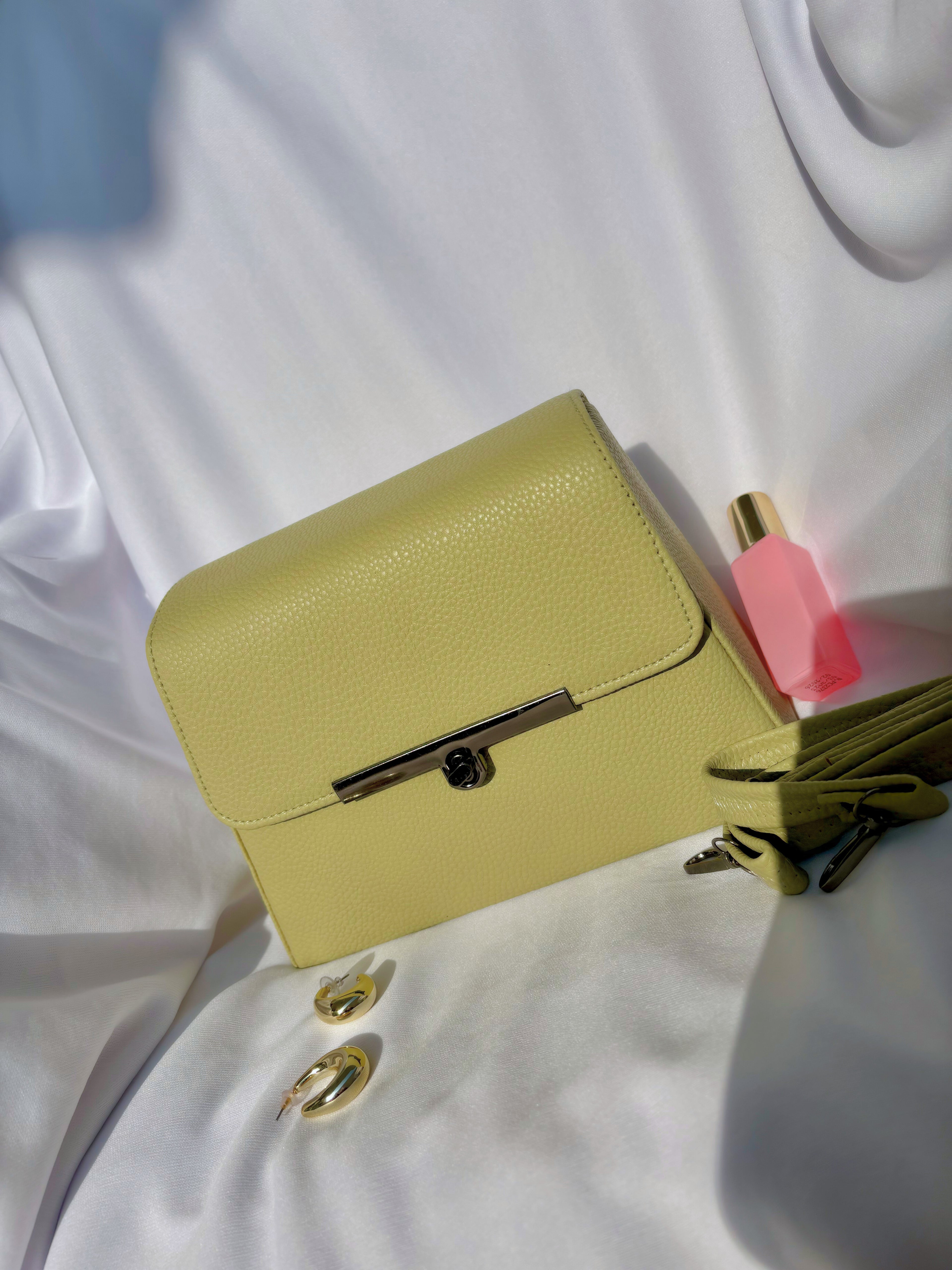 Vanice Statement Box- Green