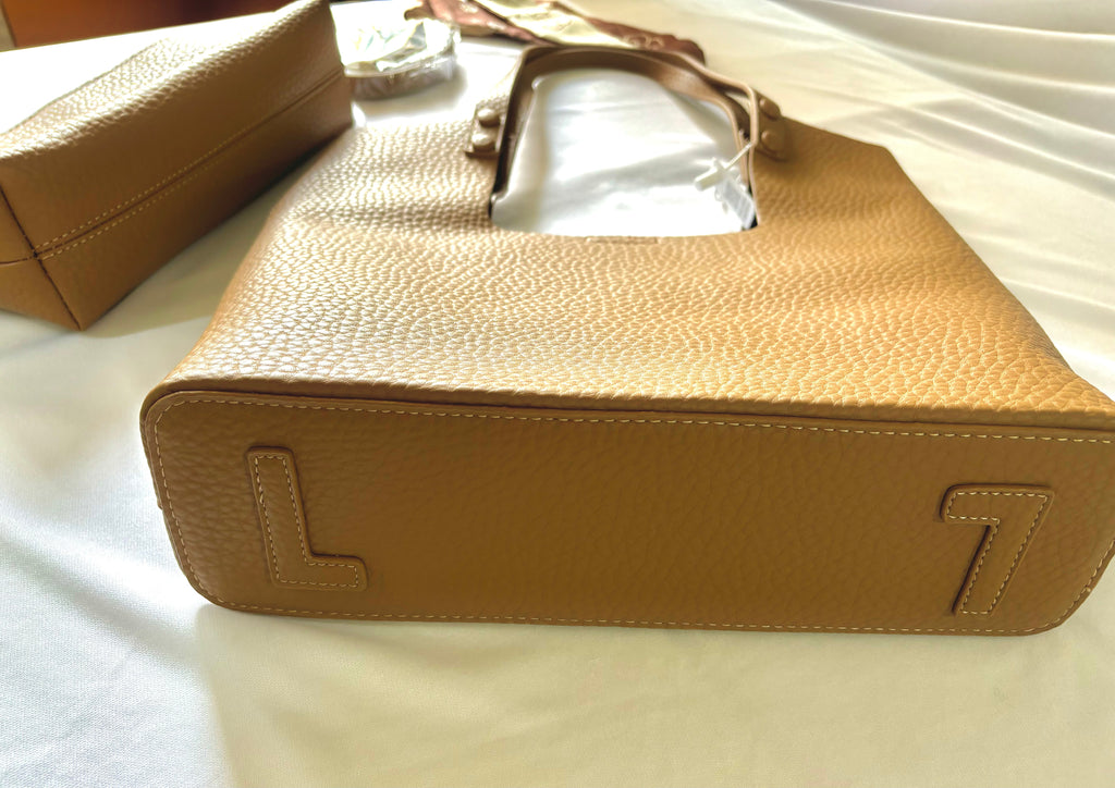 Metropolitan Sleek Set-Deep Chocolate