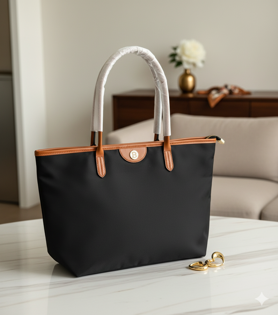 Majestic Poise Tote- Black