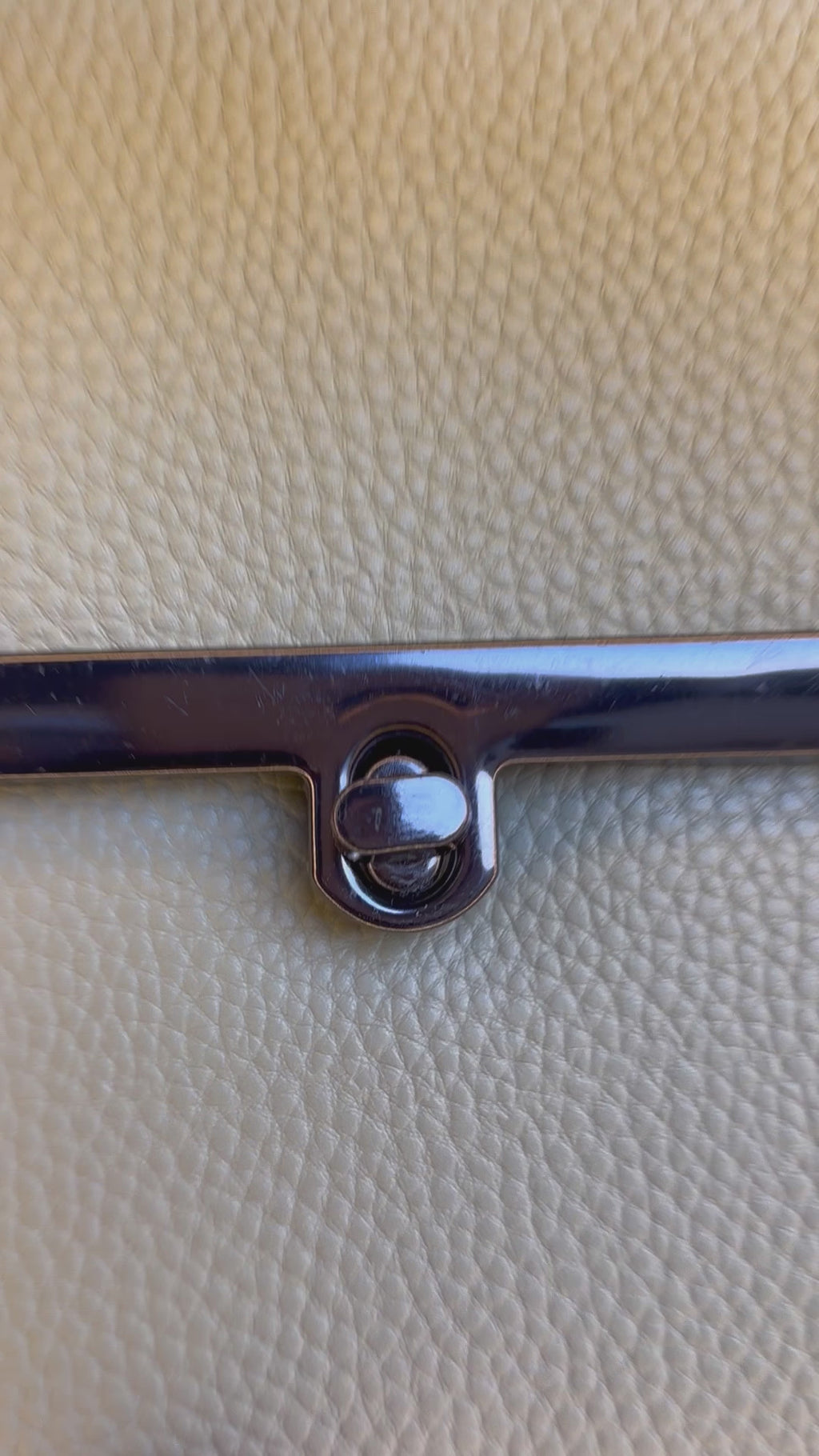 Vanice Statement Box- Green